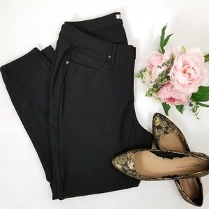 JustFab Black Stretch Skinny Jeans